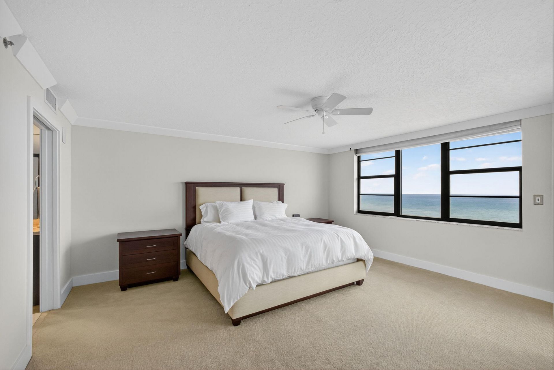 840 Ocean Drive, Unit 1004, Juno Beach, FL 33408 Photo