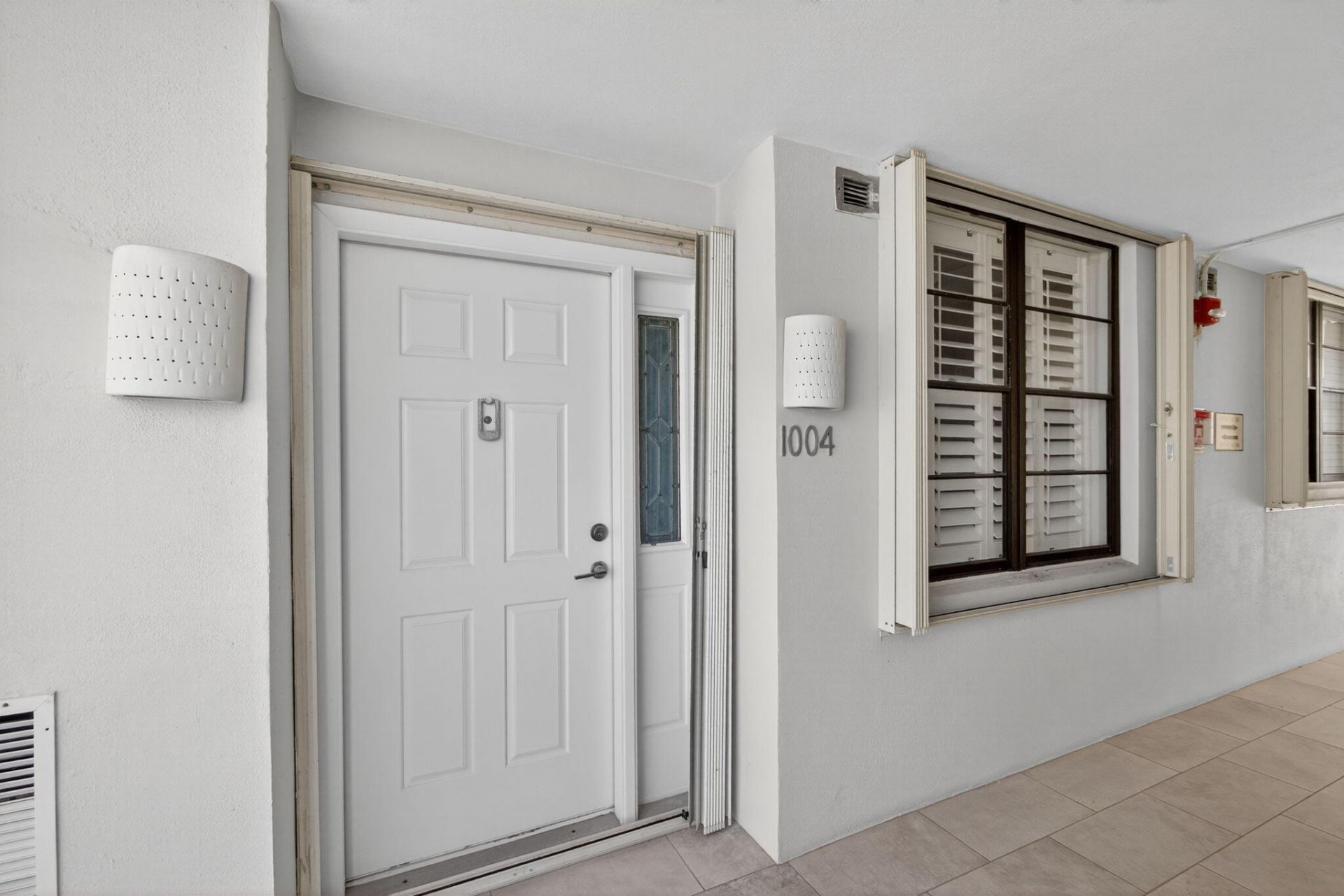840 Ocean Drive, Unit 1004, Juno Beach, FL 33408 Photo