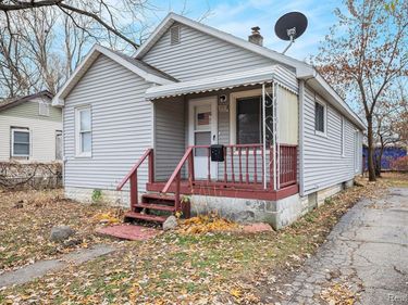 1119 Lakeview Street, Waterford Twp, MI 48328