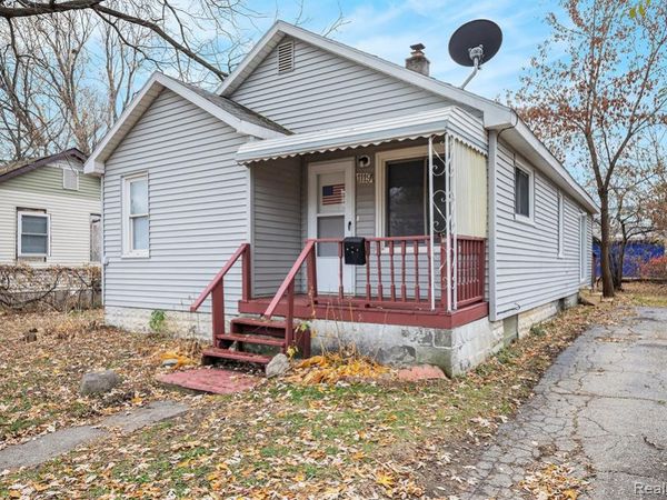 1119 Lakeview Street, Waterford Twp, MI 48328