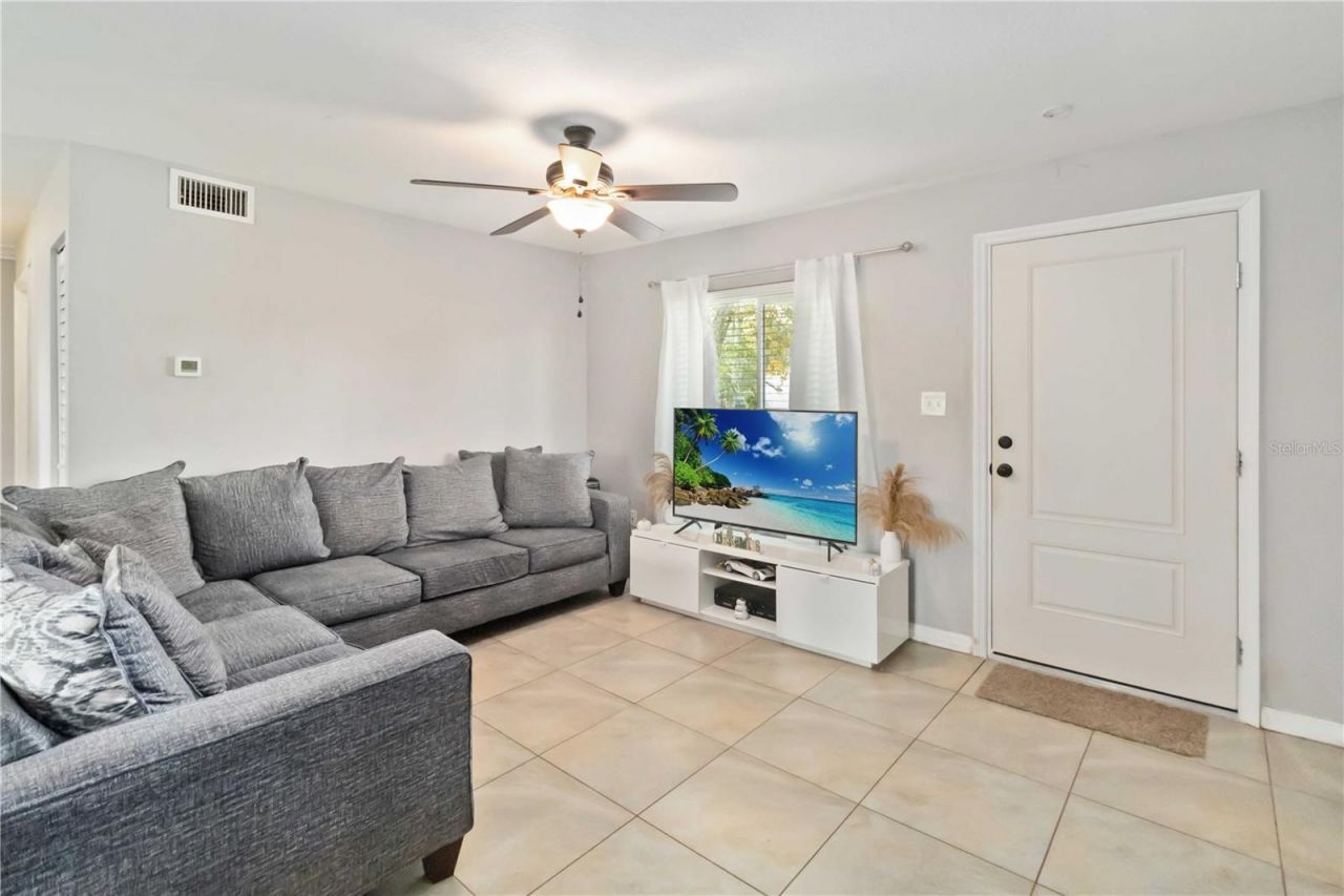 1187 Poppy Avenue, Orlando, FL 32811 Photo