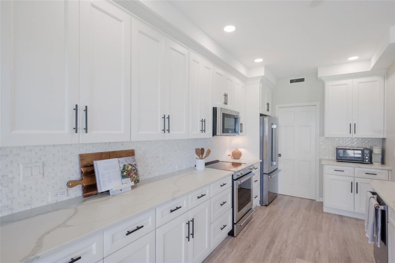 17 Seawatch Drive, Boca Grande, FL 33921 Photo
