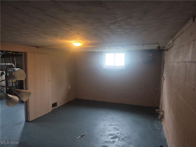 4962 Oroszy Avenue, Lorain, OH 44052 Photo 16