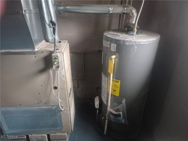 4962 Oroszy Avenue, Lorain, OH 44052 Photo 18