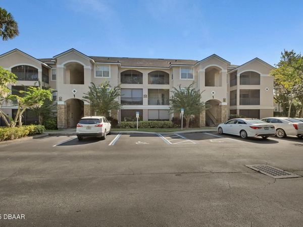 940 Village Trail, Unit 1-307, Port Orange, FL 32127