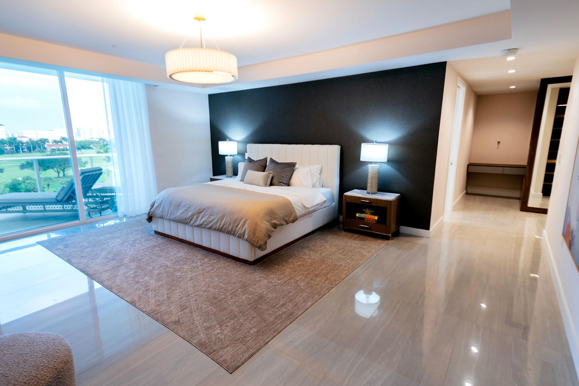 220 SE Mizner Boulevard, Unit 501, Boca Raton, FL 33432 Photo