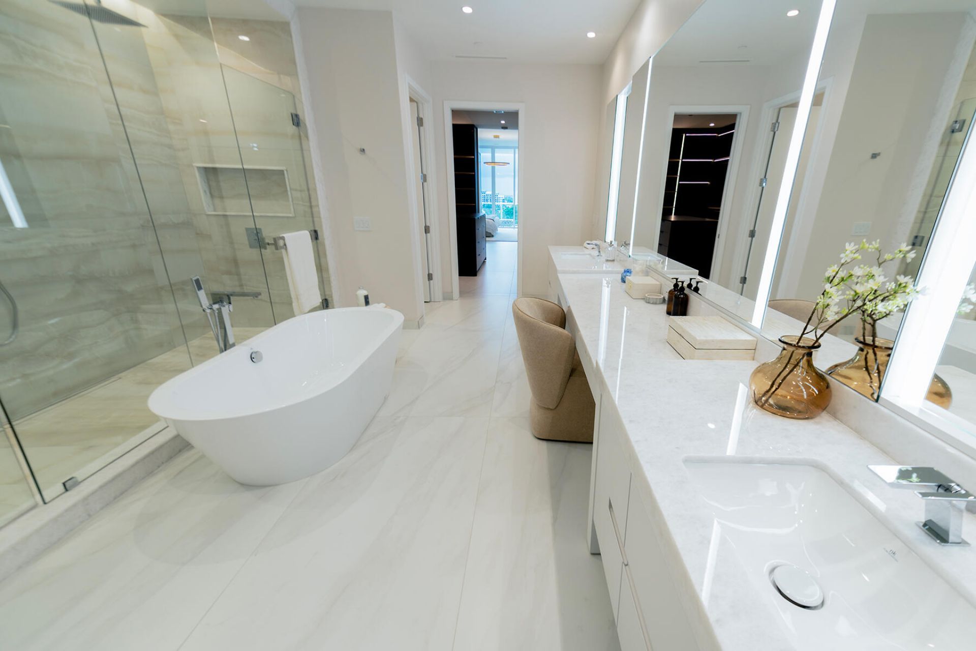 220 SE Mizner Boulevard, Unit 501, Boca Raton, FL 33432 Photo