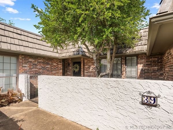 39 SE Shadowlake Drive, Unit 39, Bartlesville, OK 74006