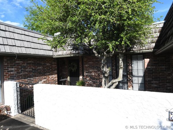 39 SE Shadowlake Drive, Unit 39, Bartlesville, OK 74006
