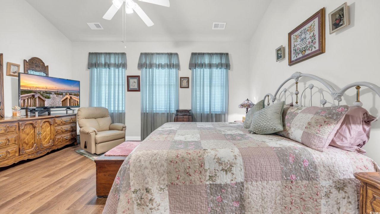 730 Pickering Dr. Photo 15