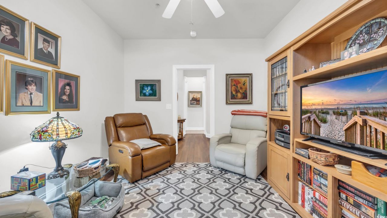 730 Pickering Dr. Photo 5