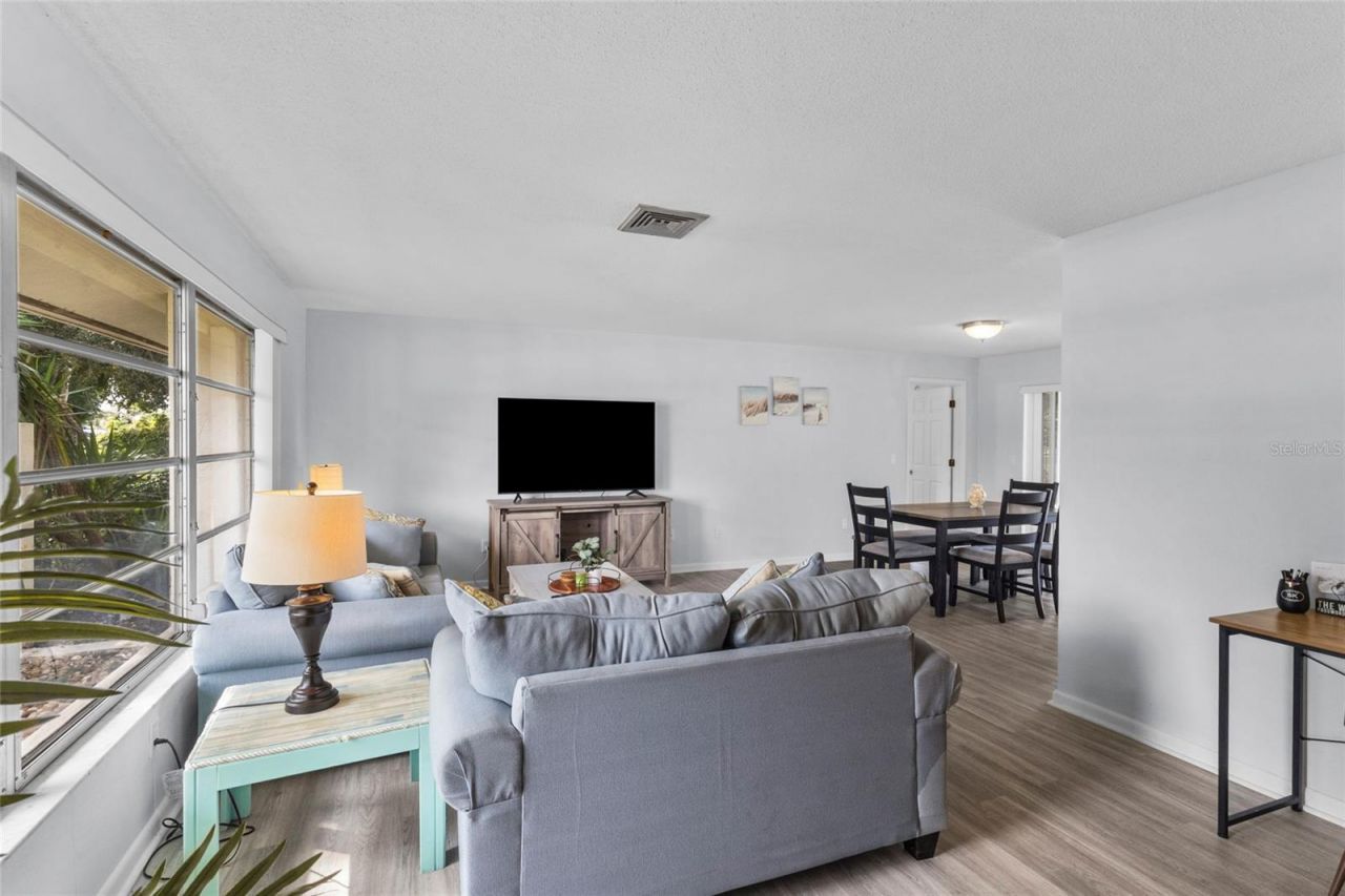 433 Whitfield Avenue, Sarasota, FL 34243 Photo