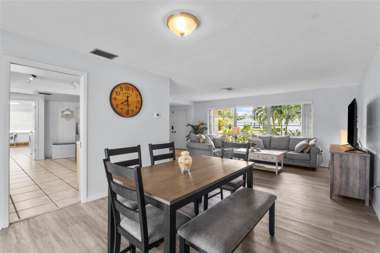 433 Whitfield Avenue, Sarasota, FL 34243 Photo