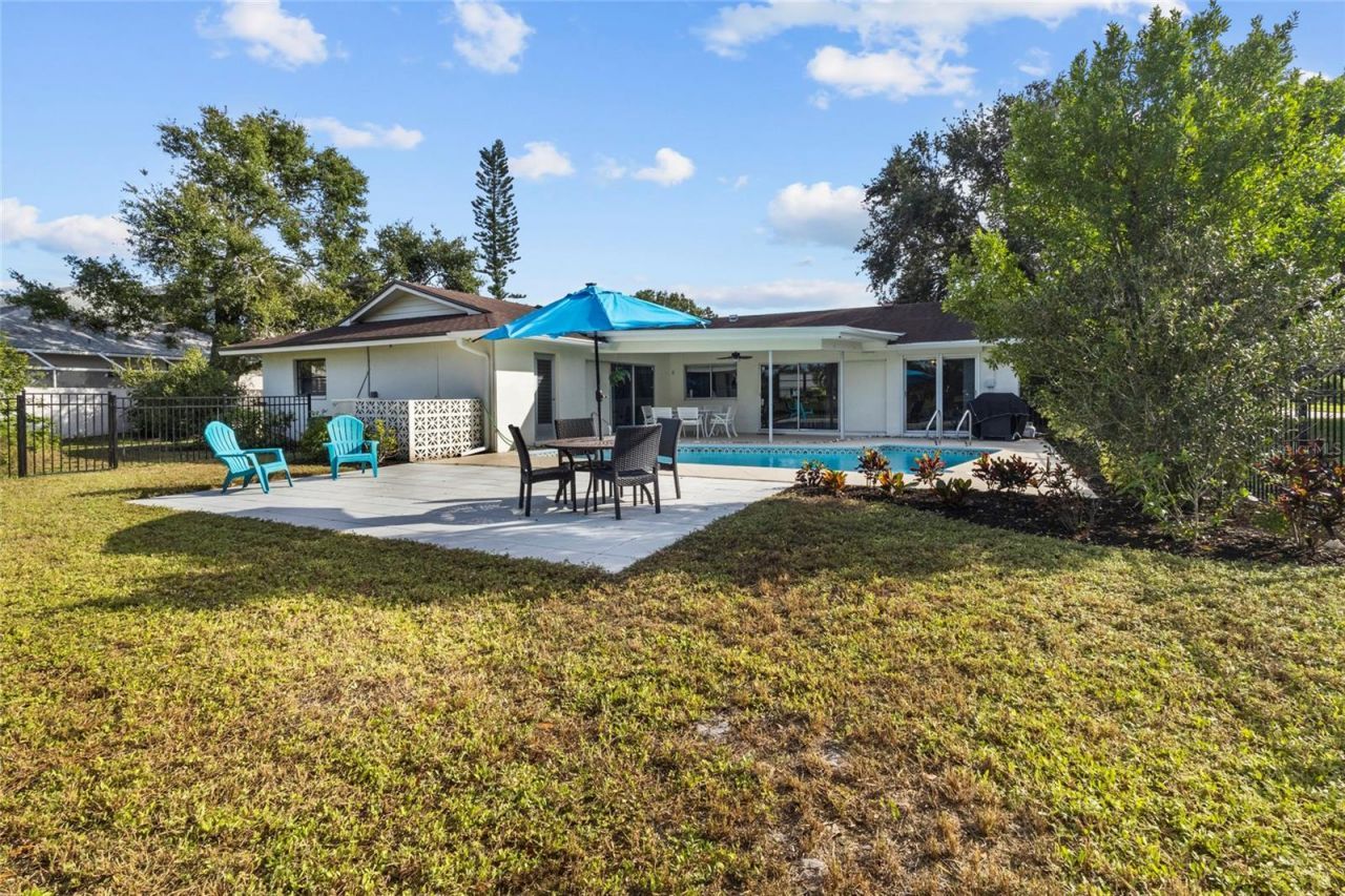 433 Whitfield Avenue, Sarasota, FL 34243 Photo