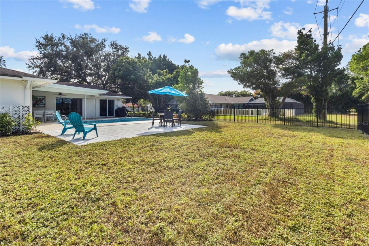 433 Whitfield Avenue, Sarasota, FL 34243 Photo