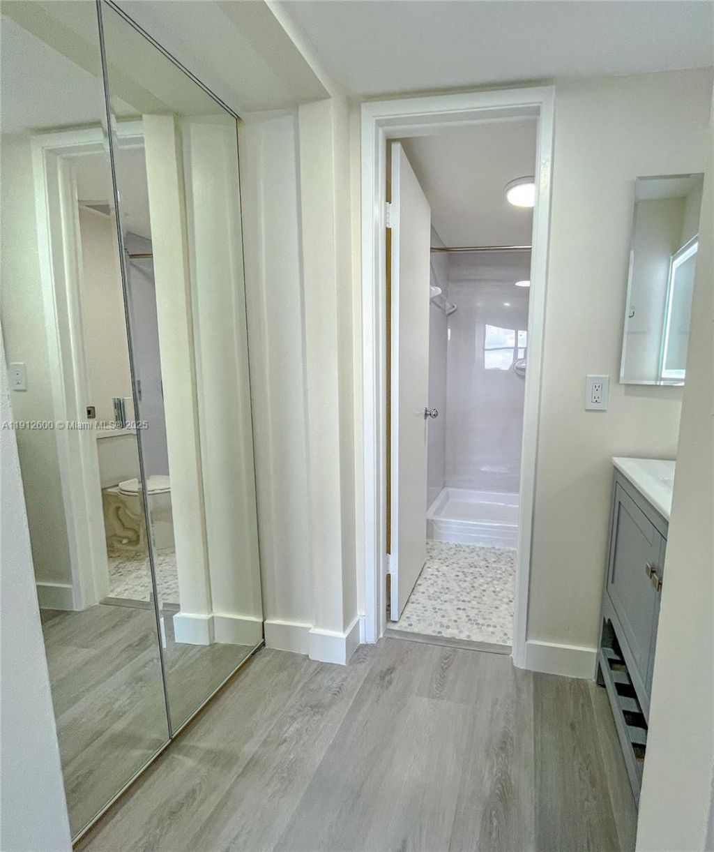 10315 NW 9th St Cir, Unit 502-14, Miami, FL 33172 Photo