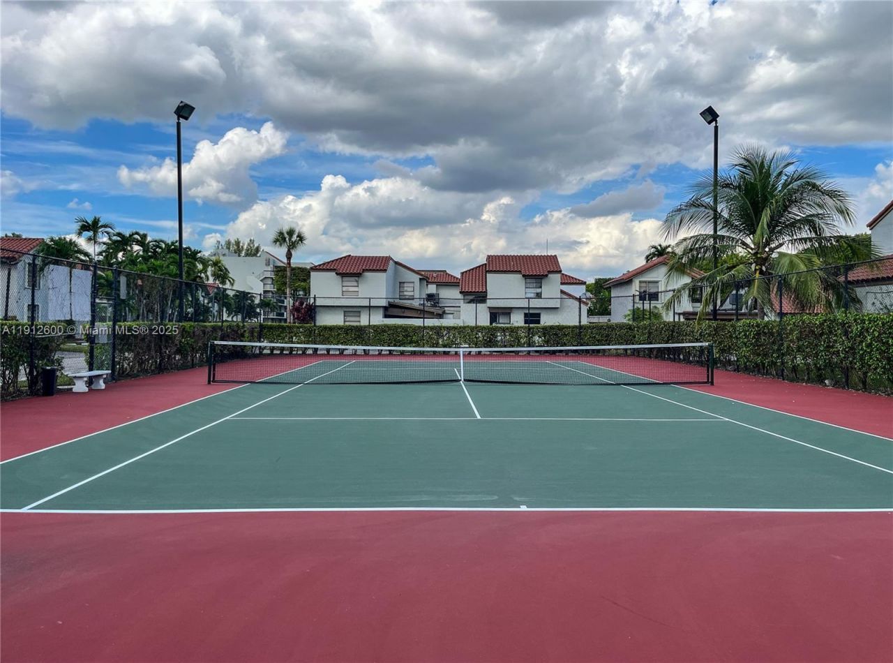 10315 NW 9th St Cir, Unit 502-14, Miami, FL 33172 Photo