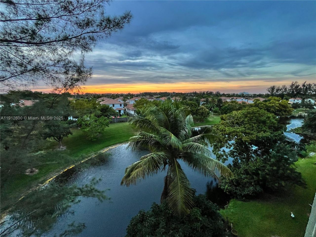 10315 NW 9th St Cir, Unit 502-14, Miami, FL 33172 Photo