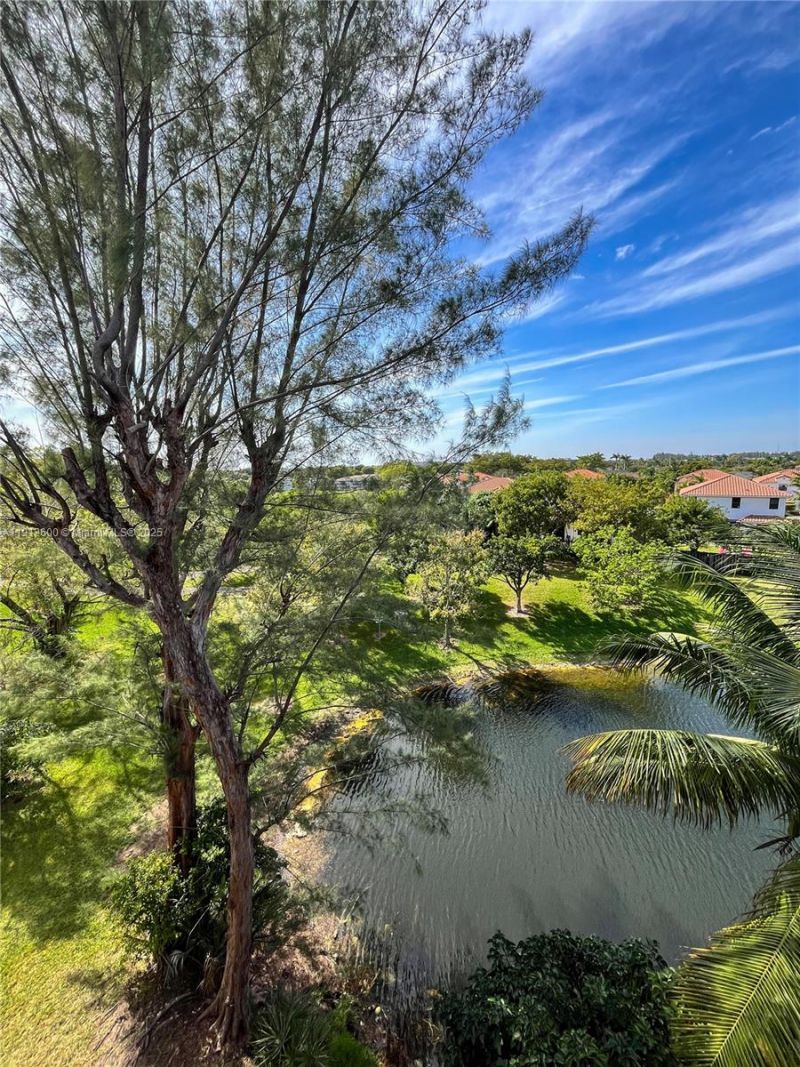 10315 NW 9th St Cir, Unit 502-14, Miami, FL 33172 Photo