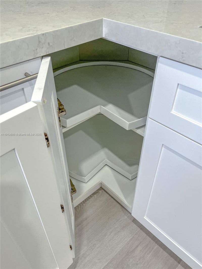 10315 NW 9th St Cir, Unit 502-14, Miami, FL 33172 Photo