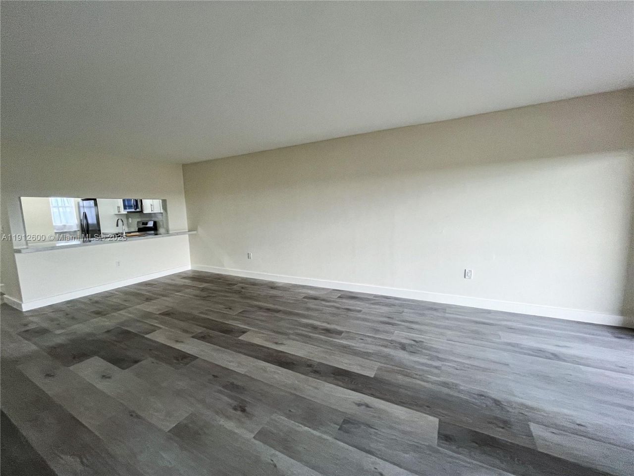 10315 NW 9th St Cir, Unit 502-14, Miami, FL 33172 Photo