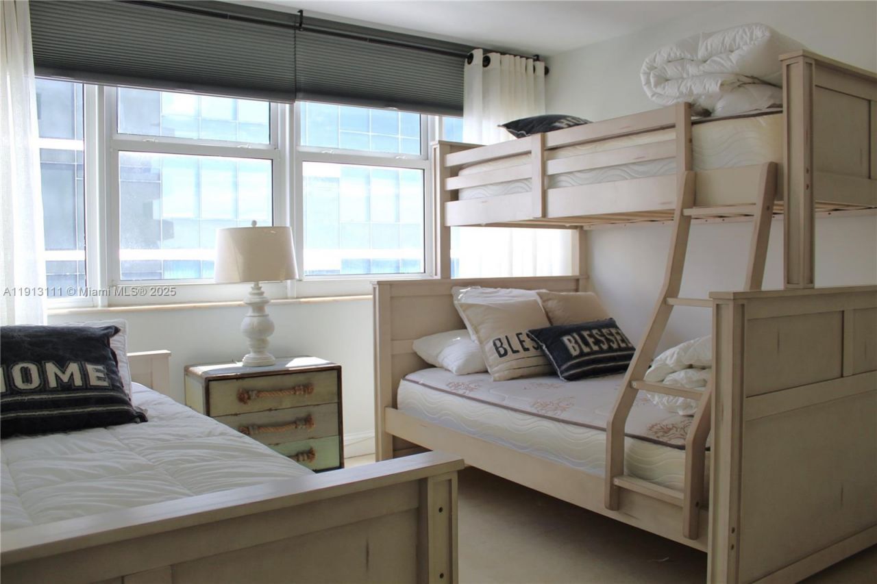 2030 S Ocean Dr, Unit 821, Hallandale Beach, FL 33009 Photo