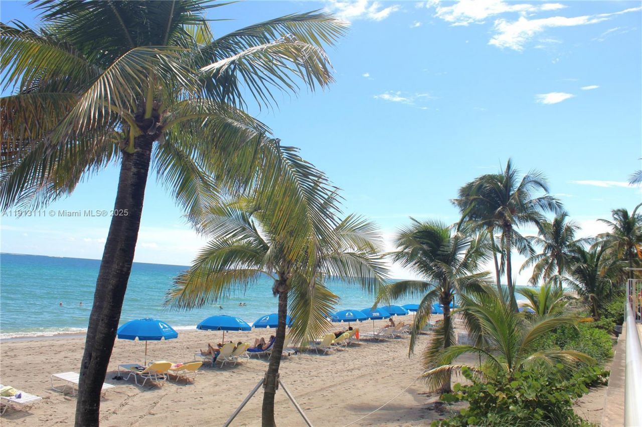 2030 S Ocean Dr, Unit 821, Hallandale Beach, FL 33009 Photo