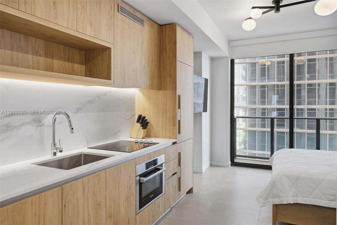 11 NE 6th St, Unit 1906, Miami, FL 33132 Photo