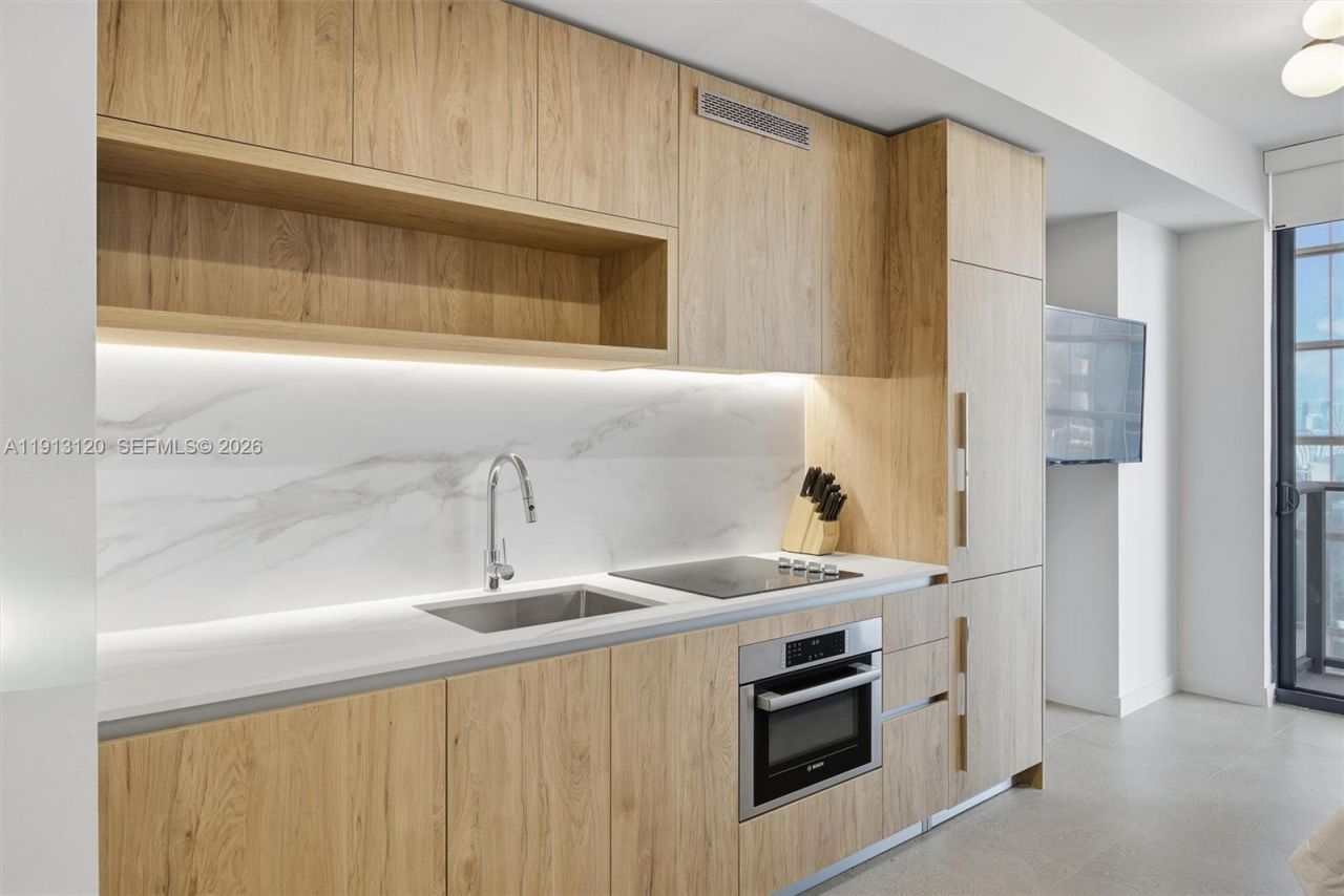 11 NE 6th St, Unit 1906, Miami, FL 33132 Photo