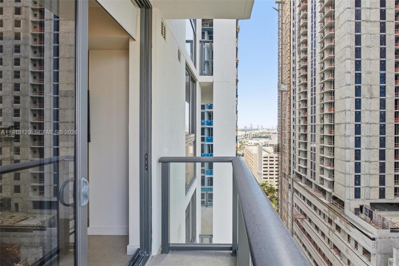 11 NE 6th St, Unit 1906, Miami, FL 33132 Photo