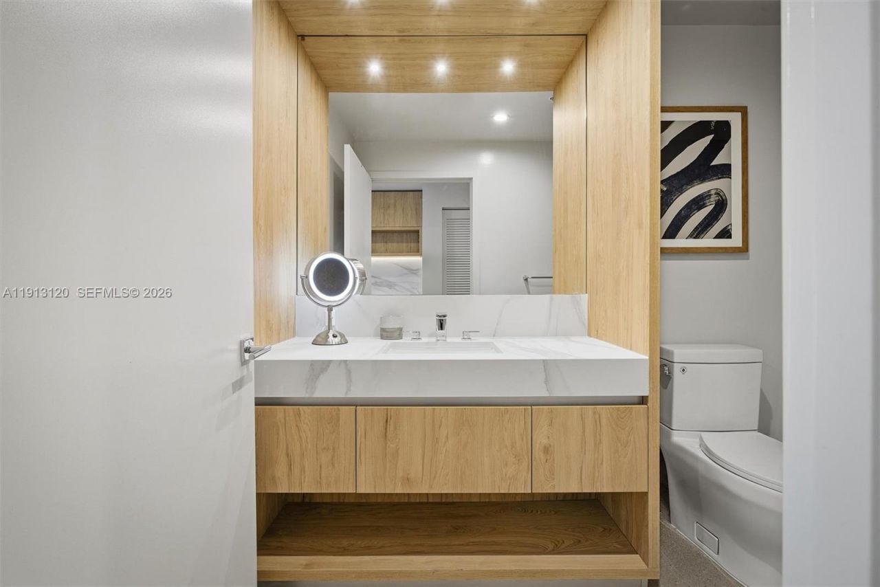 11 NE 6th St, Unit 1906, Miami, FL 33132 Photo