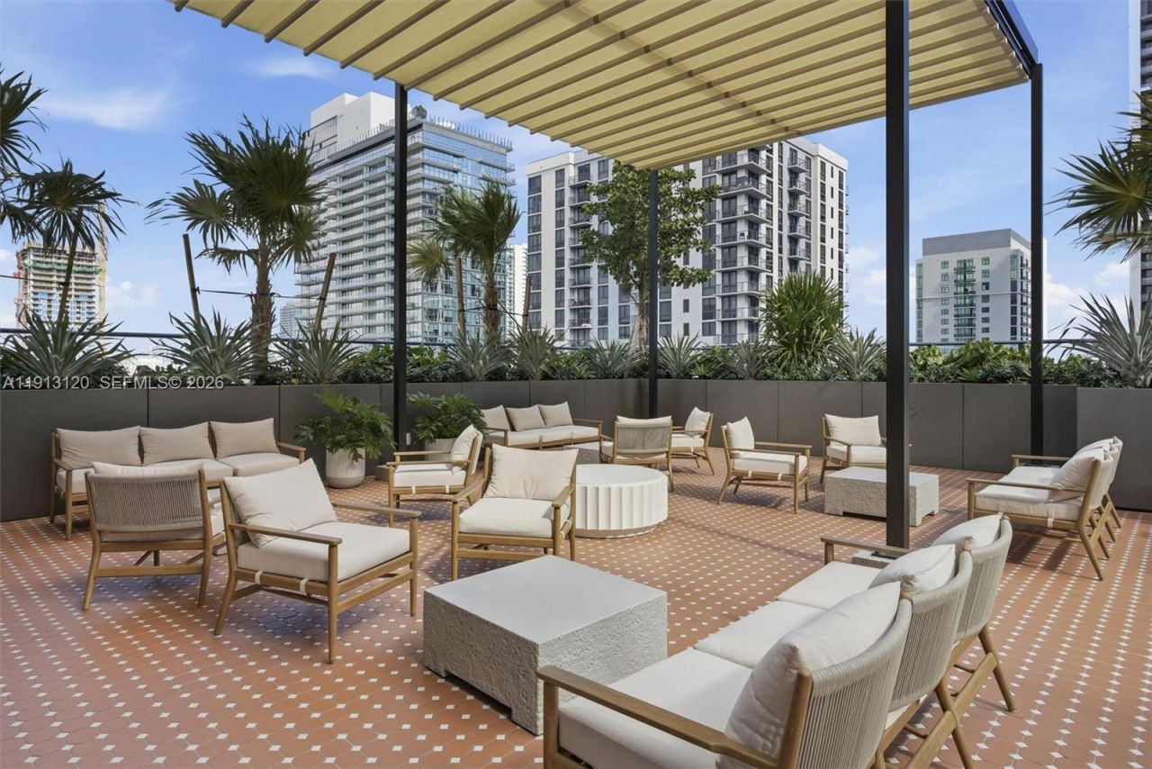 11 NE 6th St, Unit 1906, Miami, FL 33132 Photo