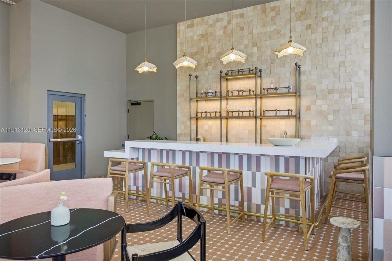 11 NE 6th St, Unit 1906, Miami, FL 33132 Photo