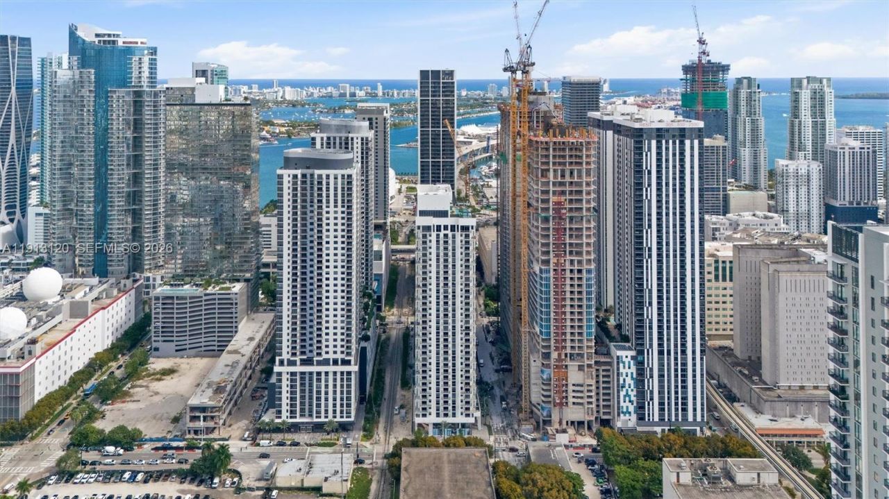 11 NE 6th St, Unit 1906, Miami, FL 33132 Photo