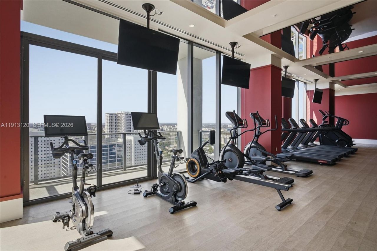 11 NE 6th St, Unit 1906, Miami, FL 33132 Photo