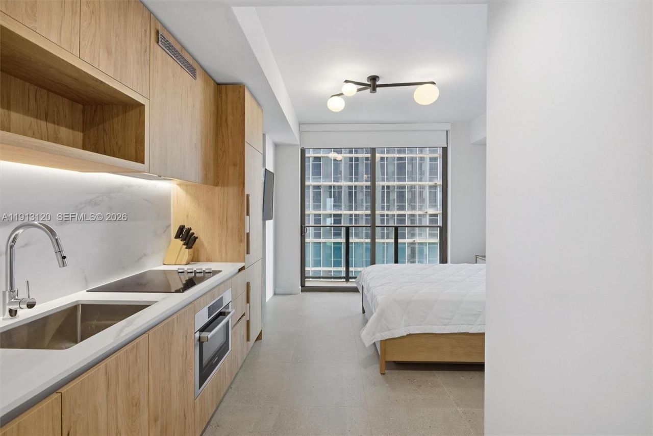 11 NE 6th St, Unit 1906, Miami, FL 33132 Photo