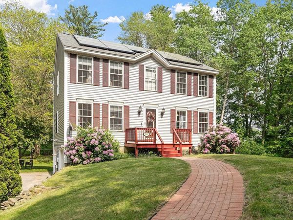 245 West River Road, Hooksett, NH 03106