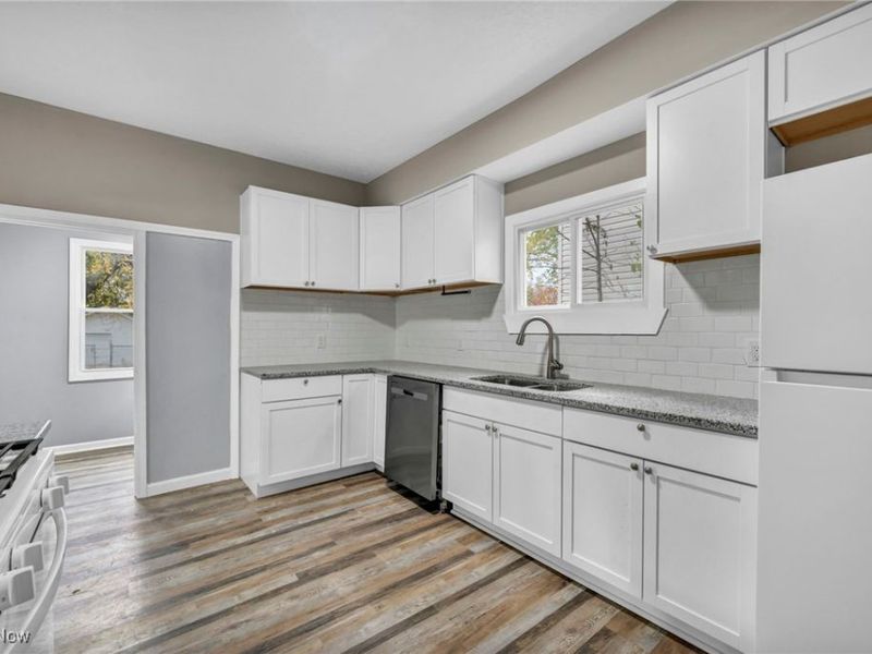 1202 Oberlin Avenue, Lorain, OH 44052 Photo 10