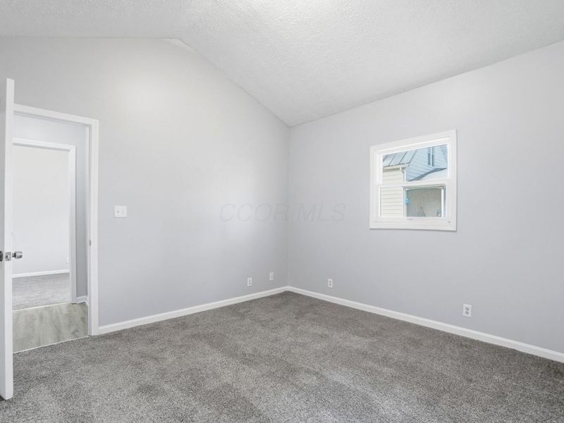 220 N Wagner Avenue, Baltimore, OH 43105 Photo 26