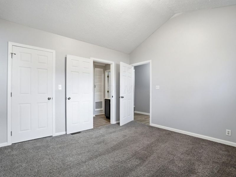 220 N Wagner Avenue, Baltimore, OH 43105 Photo 27