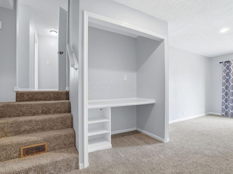 220 N Wagner Avenue, Baltimore, OH 43105 Photo 33