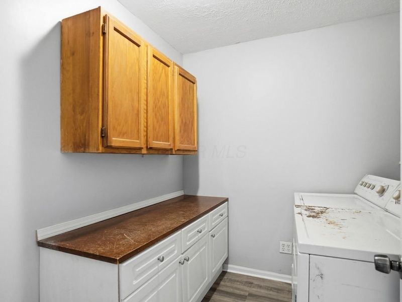 220 N Wagner Avenue, Baltimore, OH 43105 Photo 38