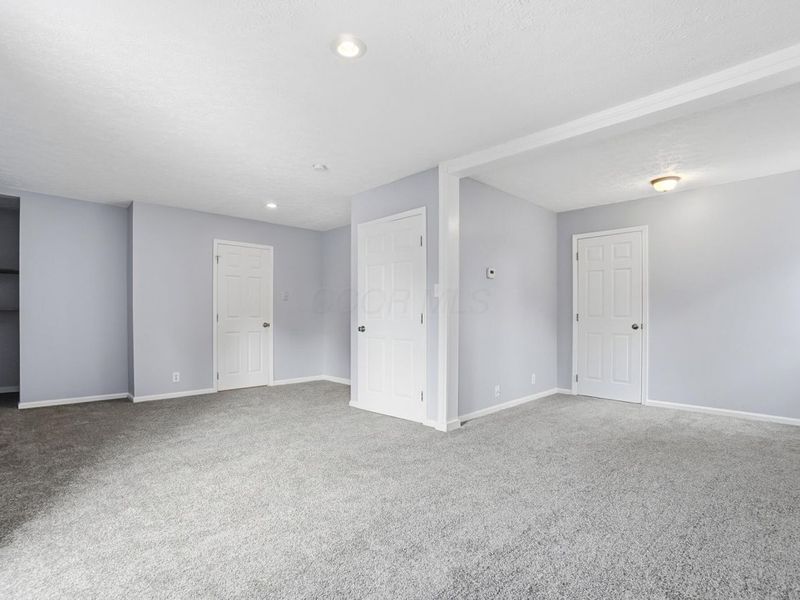 220 N Wagner Avenue, Baltimore, OH 43105 Photo 42