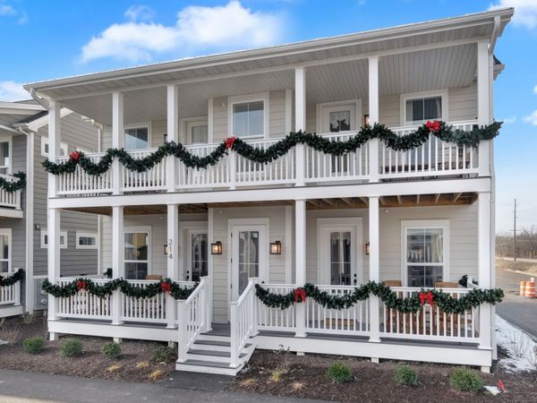 214 Great Loop East Drive, Unit 2A, Ottawa, IL 61350