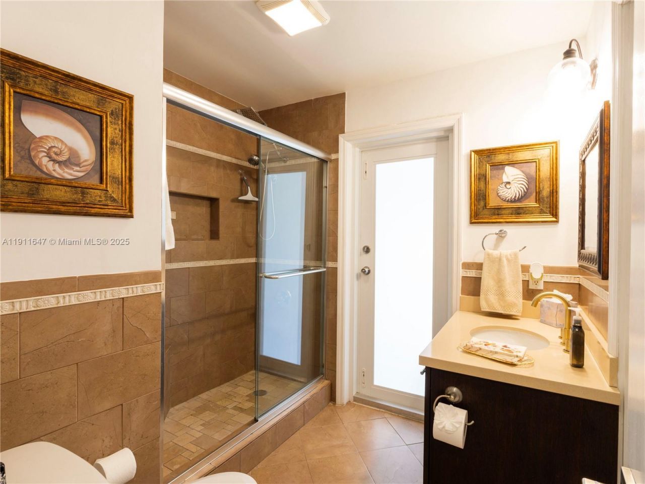 7877 W 16th Ave, Hialeah, FL 33014 Photo