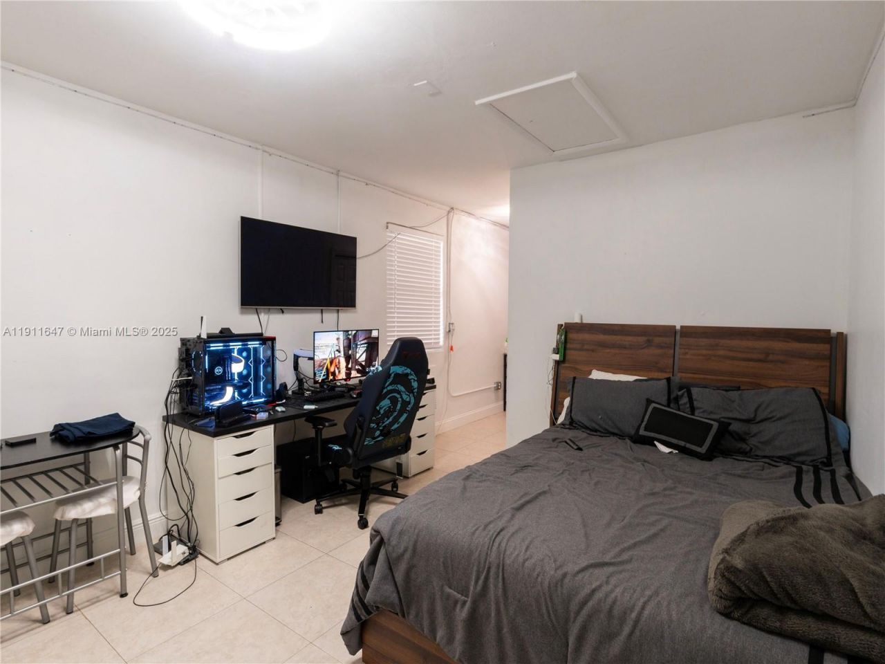 7877 W 16th Ave, Hialeah, FL 33014 Photo