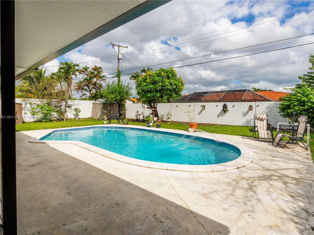 7877 W 16th Ave, Hialeah, FL 33014 Photo