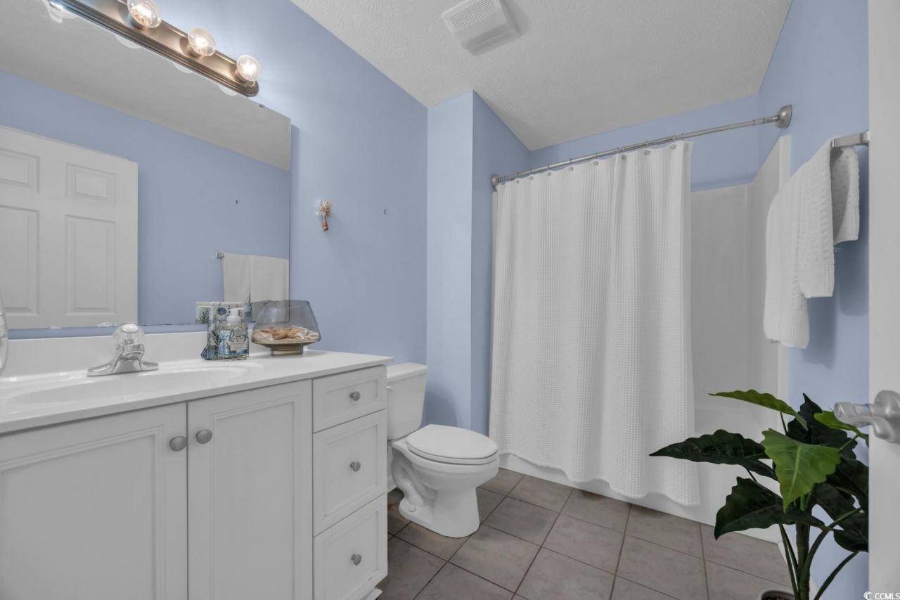 137 Maiden Ln. Photo 18