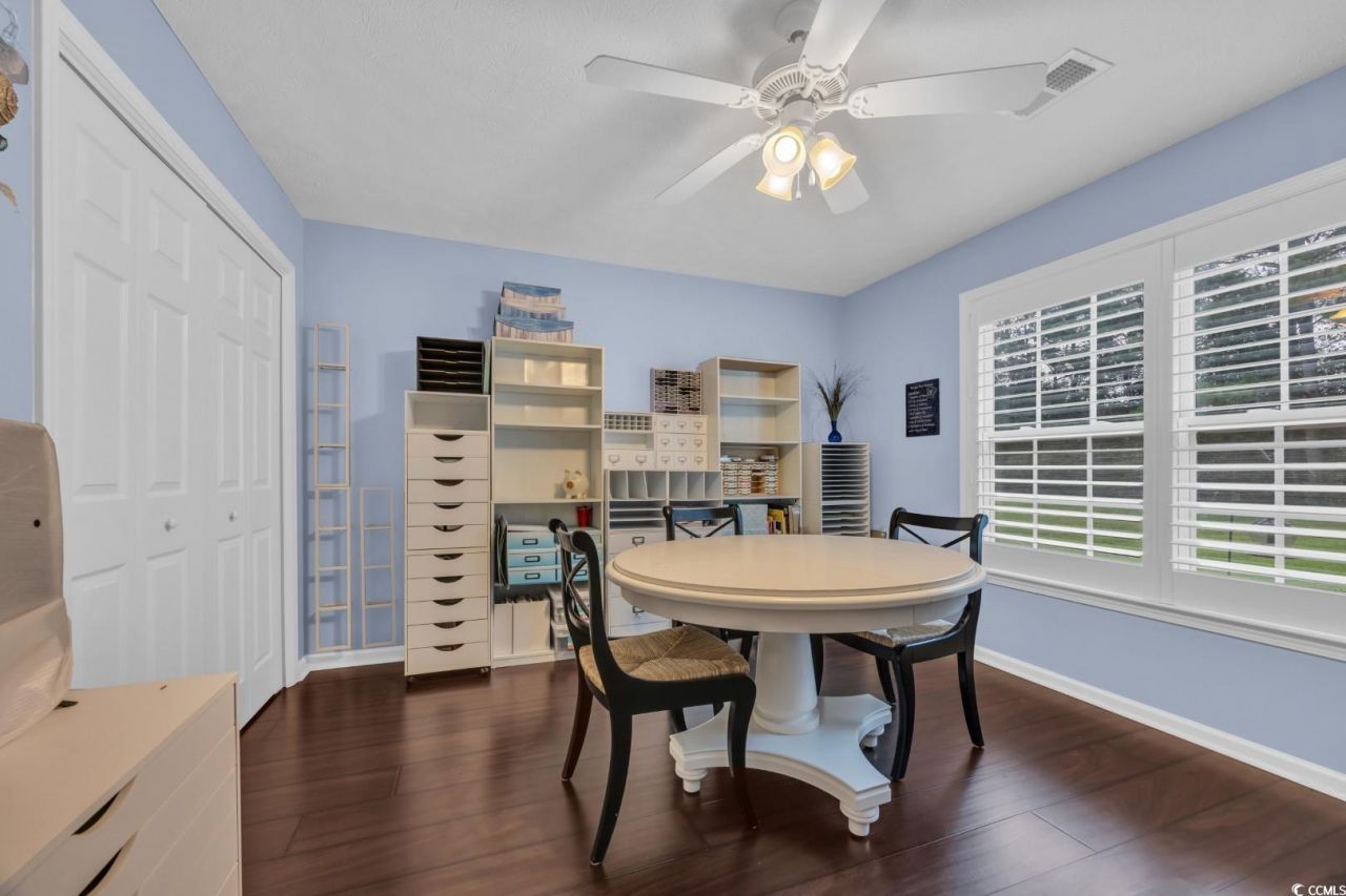 137 Maiden Ln. Photo 19