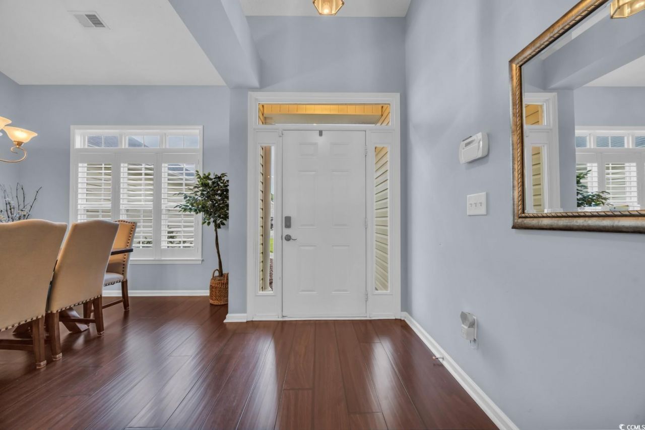 137 Maiden Ln. Photo 4